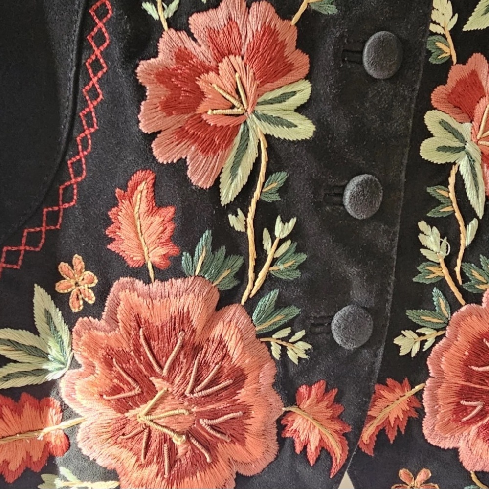 Double D Ranch Twila Black Suede/LeatherJacket with Red Floral Embroidery - Picture 9 of 12